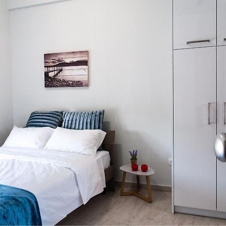 Konstantinou Apartment - Smart & Roof Top Terrace Athènes Extérieur photo